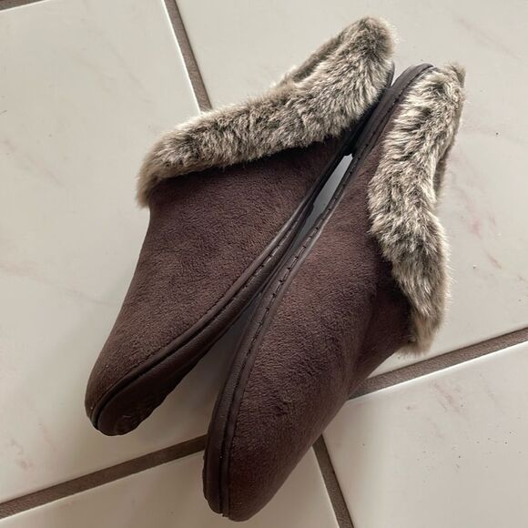 Dearfoams Brown Indoor Outdoor Machine Washable Slippers Mules Dark Brown L 9-10 - Picture 2 of 11